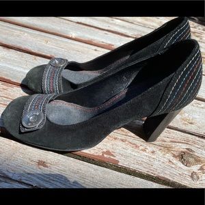 Gianni Bini black suede high heels